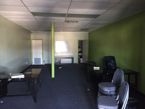 Retail/Medical Spaces For Lease: 1440 Dunn Ave, Jacksonville, FL 32218